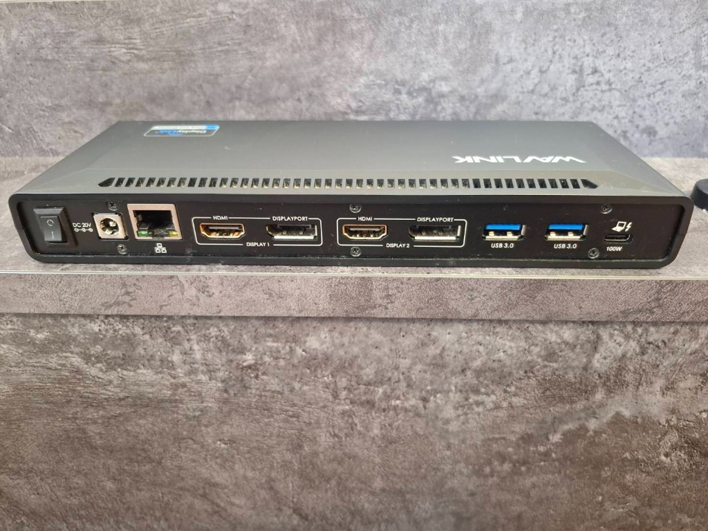 WAVLINK バックポート（HDMI × 2・DisplayPort × 2・USB 3.0・Thunderbolt 100W）